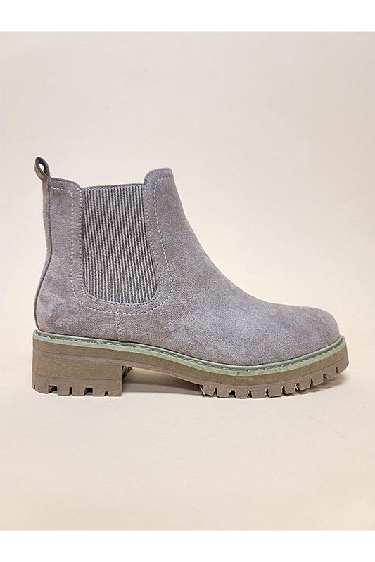 Chelsea Boots