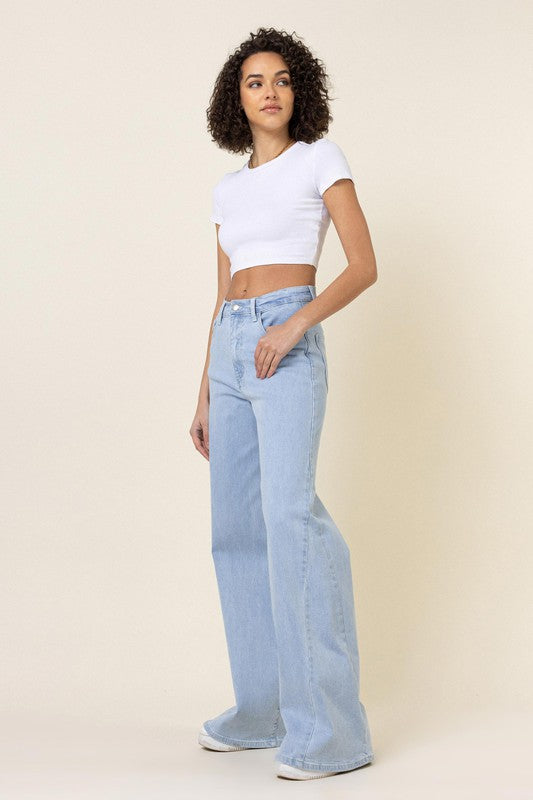 :Woman in wide fit jeans